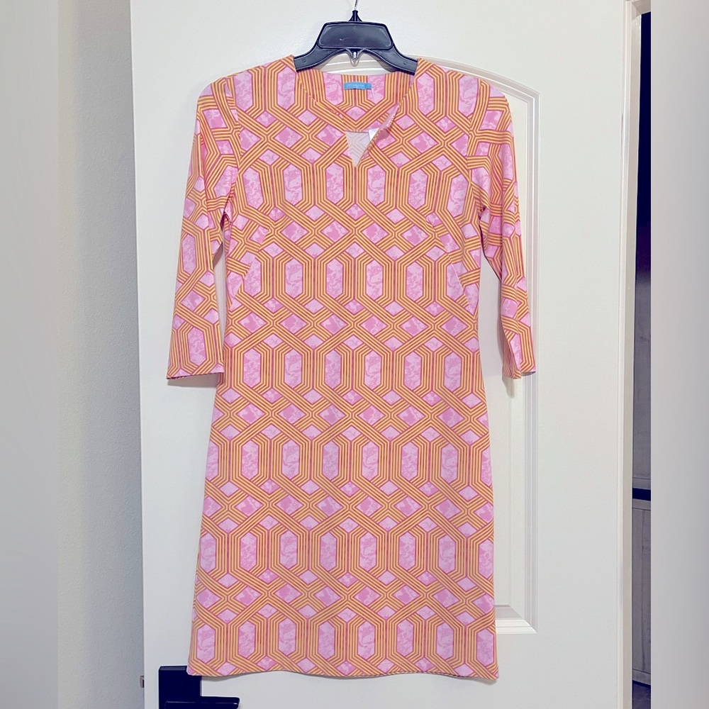✨Brand New J. McLaughlin Pink and Orange Patterned 3/4 Sleeve Stretch Dress ✨